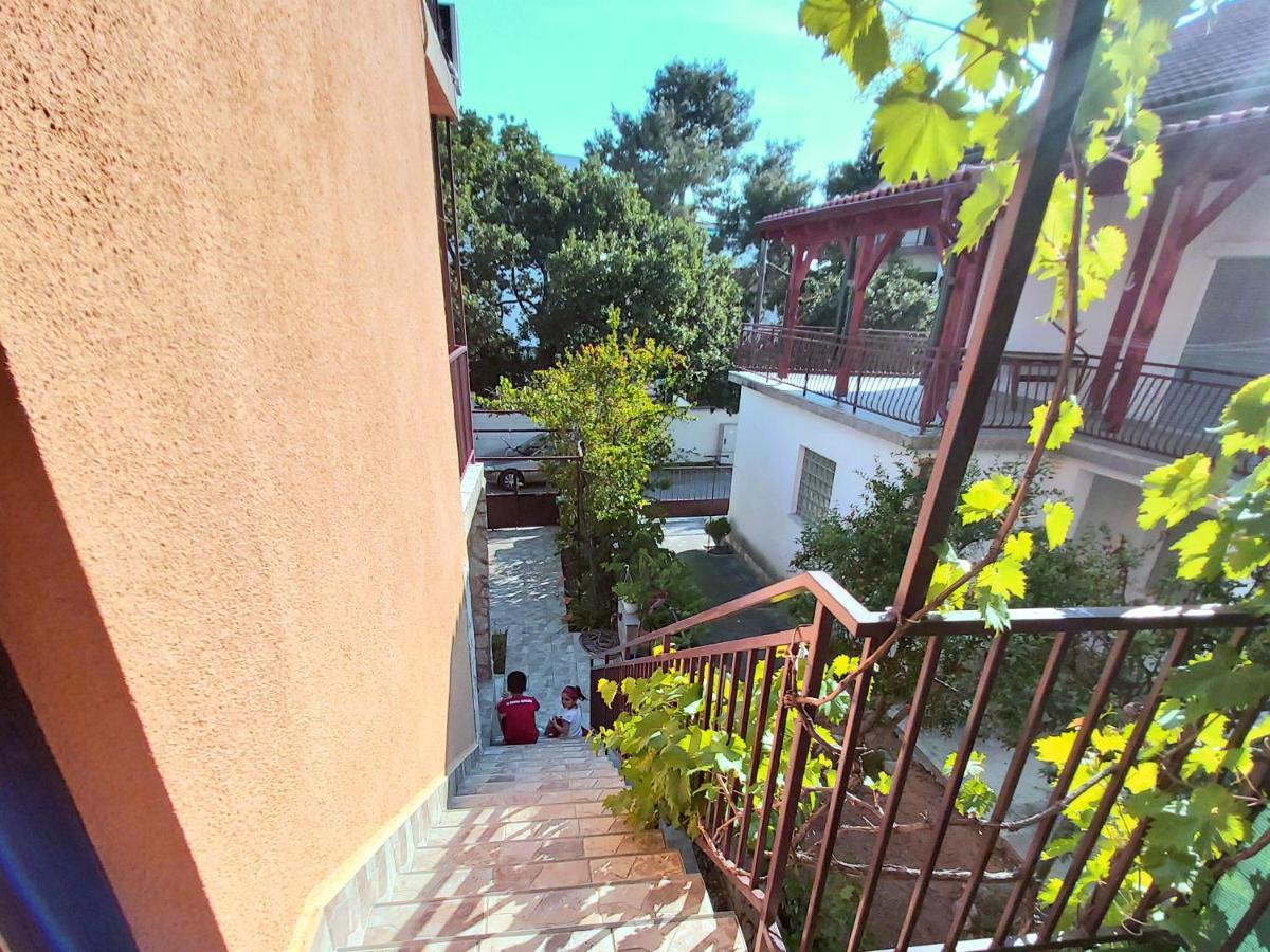 Apartman Arija-Pino Βόντιτσε Εξωτερικό φωτογραφία