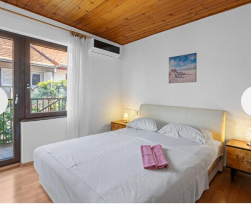 Apartman Arija-Pino Βόντιτσε Εξωτερικό φωτογραφία