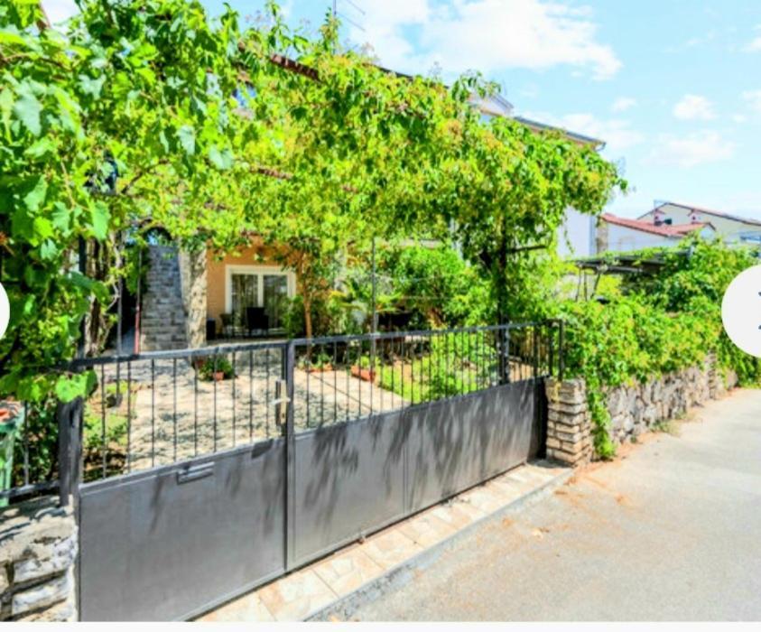 Apartman Arija-Pino Βόντιτσε Εξωτερικό φωτογραφία